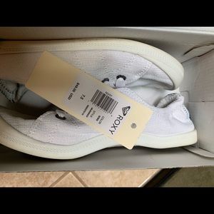 Roxy slip ons